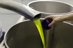 Clearance Olivares de Altomira Aceite Oliva Virgen Extra Ecológico Primer prensado en frío - Lote 3 x 500 ml