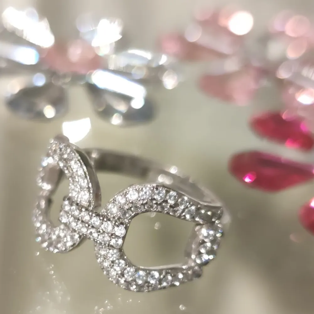 Anillo Ajustable Estribos De Plata Rodiada Y Circonitas Micro