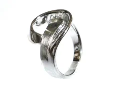 Anillo Plata Rodiada Brillo Y Satinado