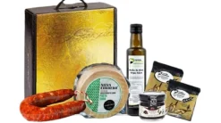 Outlet Corazón Extremeño Cesta Regalo Navidad Lote Gourmet La Coronada