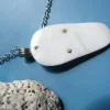 Che Carino Art Collar chancla de nácar
