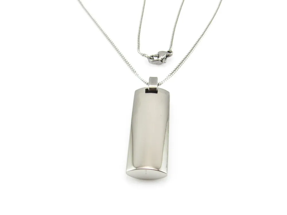 Collar Con Placa En Brillo De Acero Inoxidable