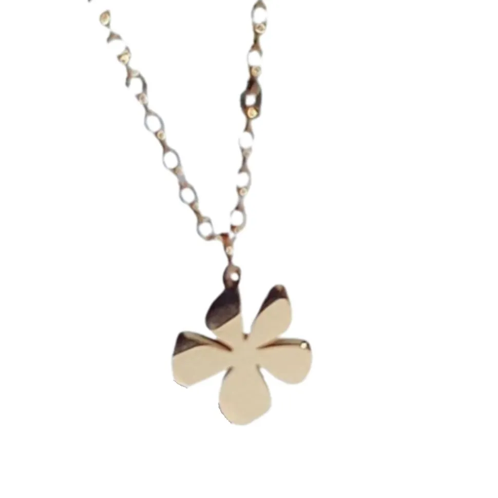 Collar Flor Pétalos Acero Baño Oro