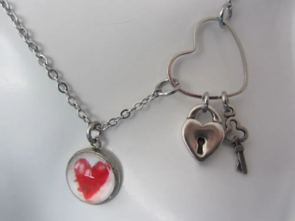 Online Che Carino Art Collar temática corazones