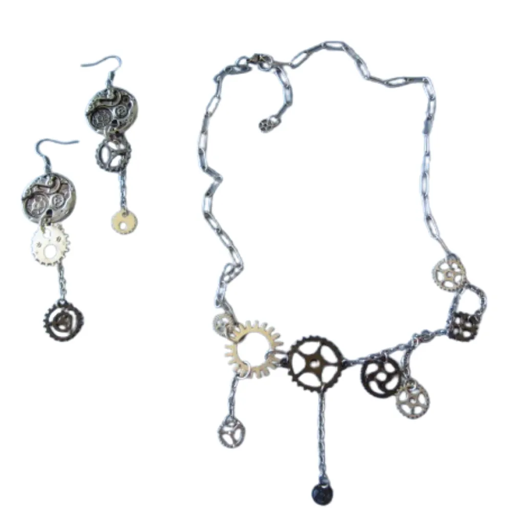 Che Carino Art Conjunto collar y pendientes -engranaje