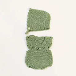 Conjunto punto pelele y capota verde (40cm)