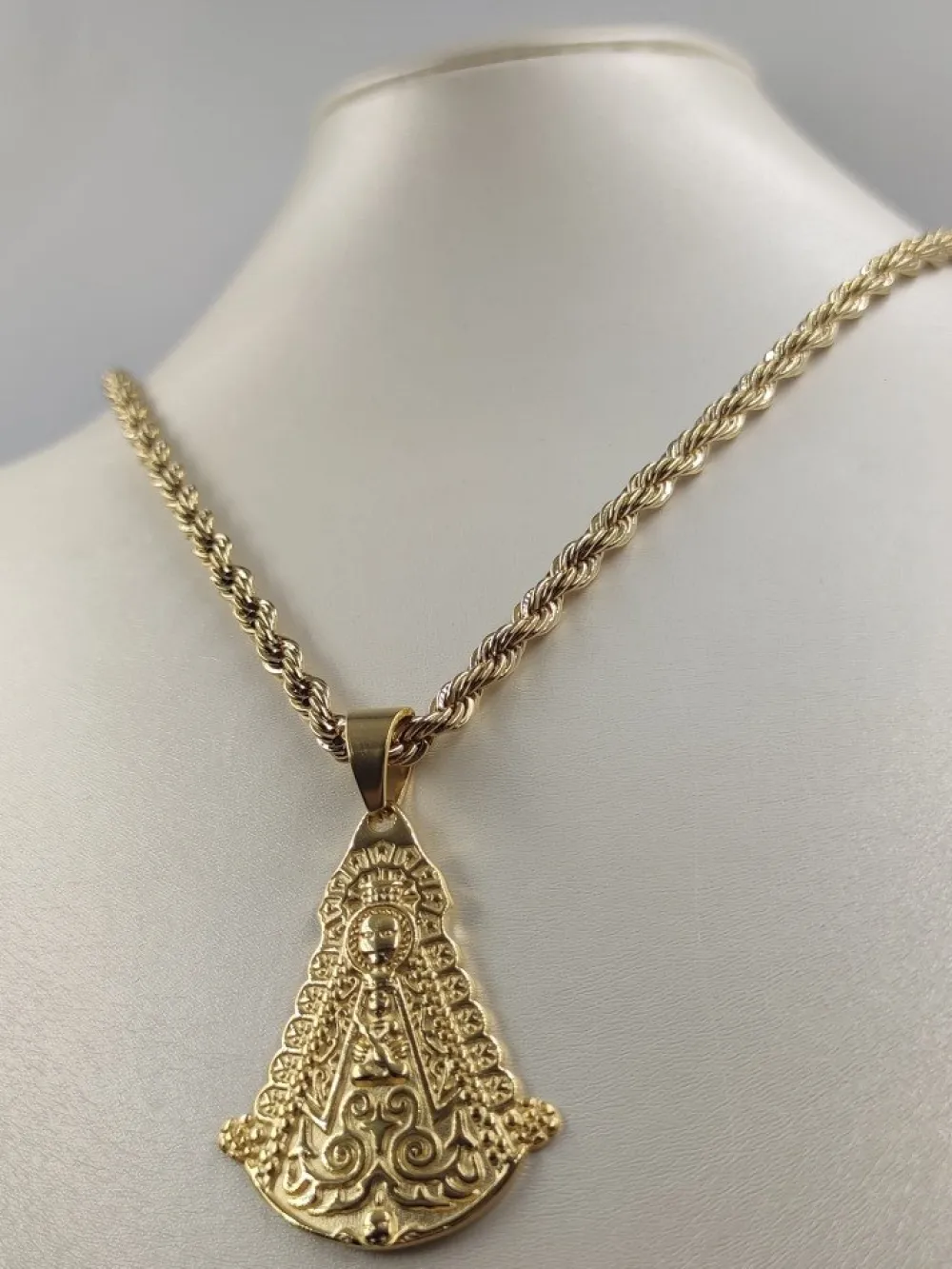 Discount Yeam Joyas Cordón con Virgen del Rocío