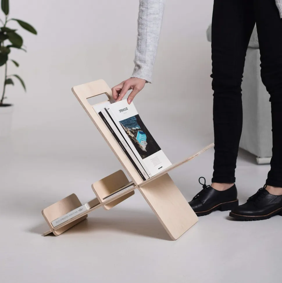 Debook - Revistero de diseño minimalista