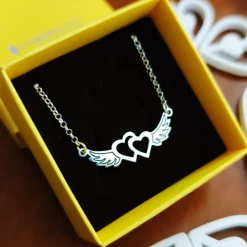 Hot Gargantilla Corazones Con Alas De Plata
