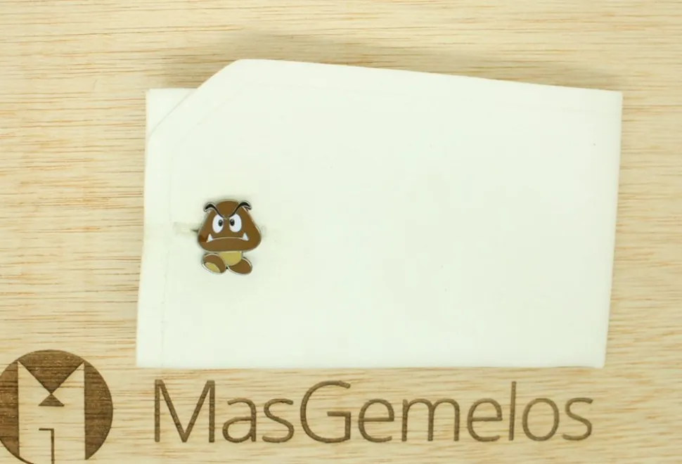 Gemelos para camisa Goomba Super Mario Bros.