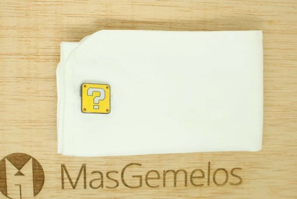 Gemelos para camisa Nintendo Super Mario interrogación caja