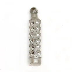 Guardacenizas Cilindro De Plata De Ley Tallada 8 X 39 Mm.