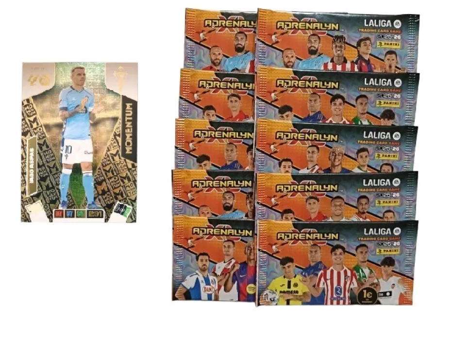 Iago Aspas Momentum + 10 sobres normales Adrenalyn XL 2025 2026 Carta Colección Panini