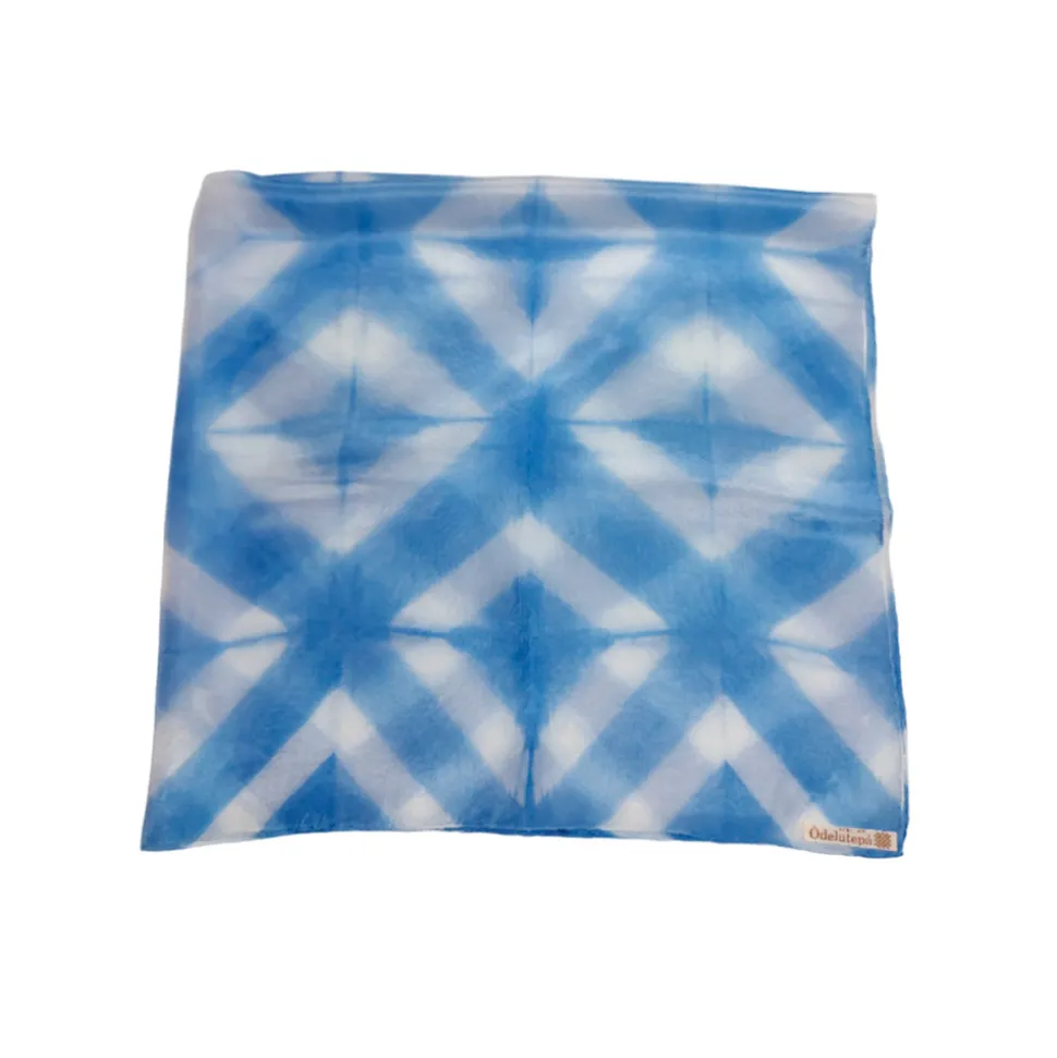 Pañuelo de seda natural Estrella 90x90 cm