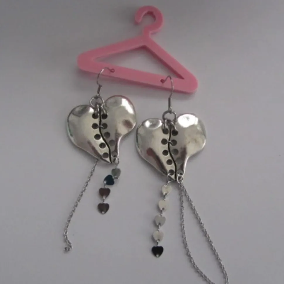 Pendientes corazones de zamak