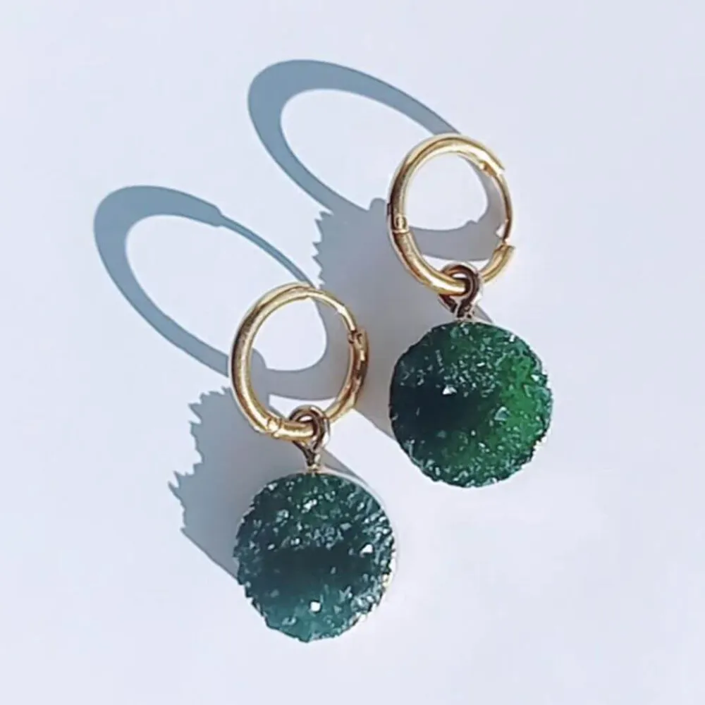Outlet Hhedderich Pendientes Cristal Roca Verde. Acero Oro