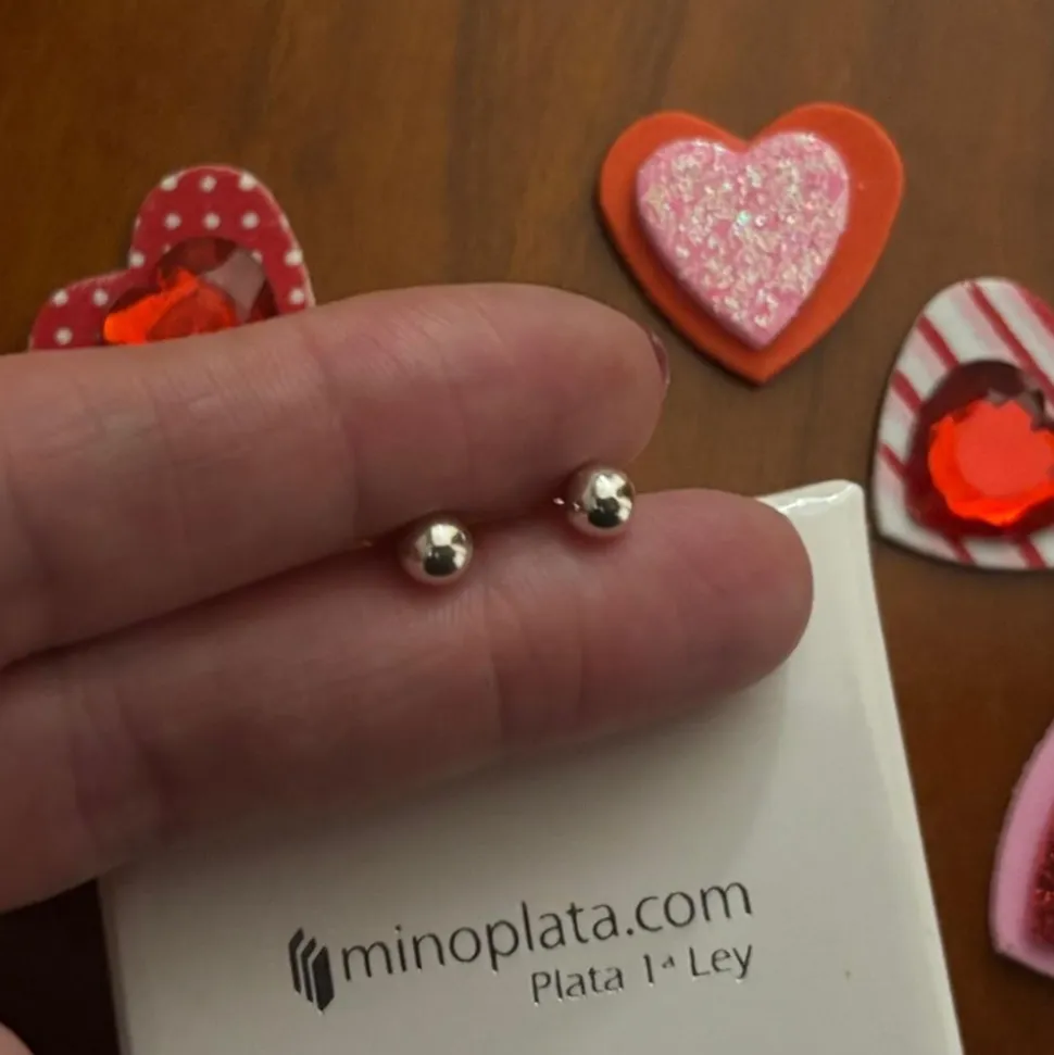 Pendientes De Bola 5 Mm. En Plata De Ley
