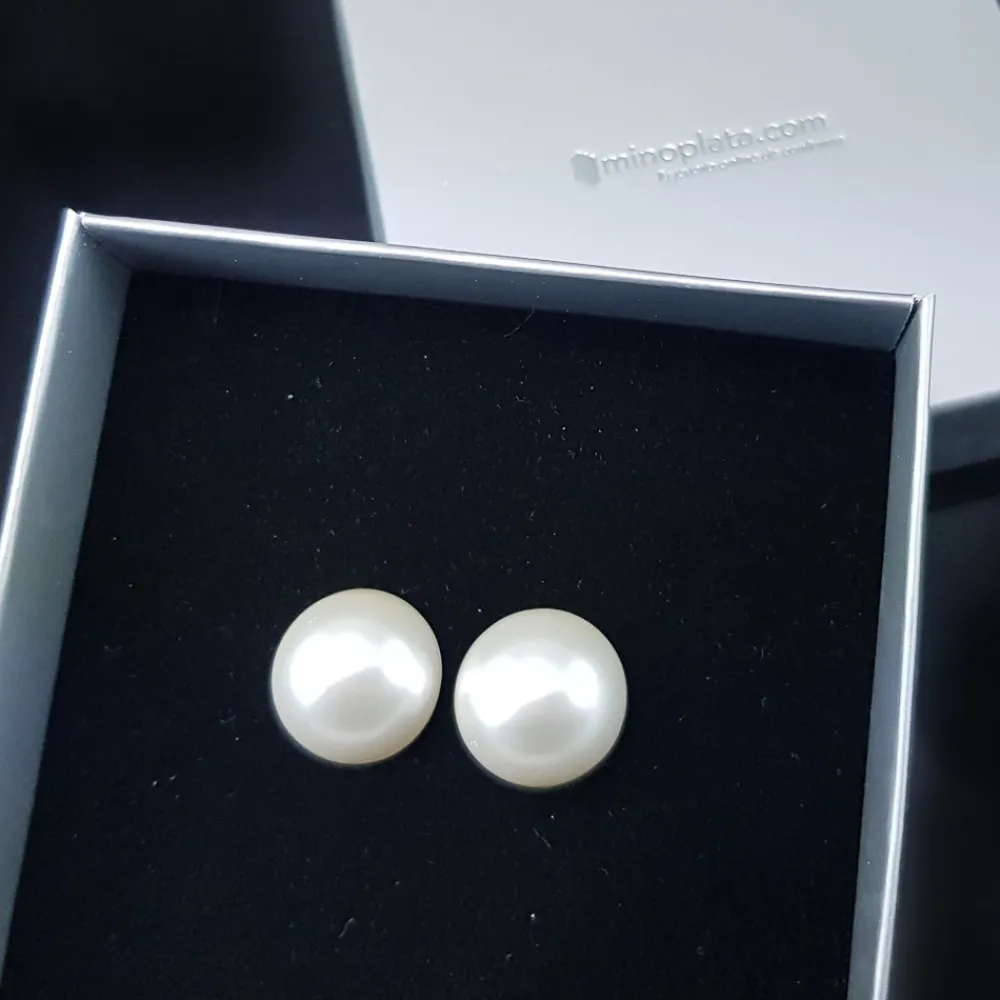 New Pendientes Media Perla 16 Mm. Cierre Omega De Plata De Ley