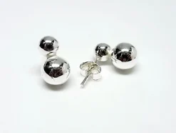 Pendientes Tu Y Yo De Plata De Ley 5 Y 7 Mm.