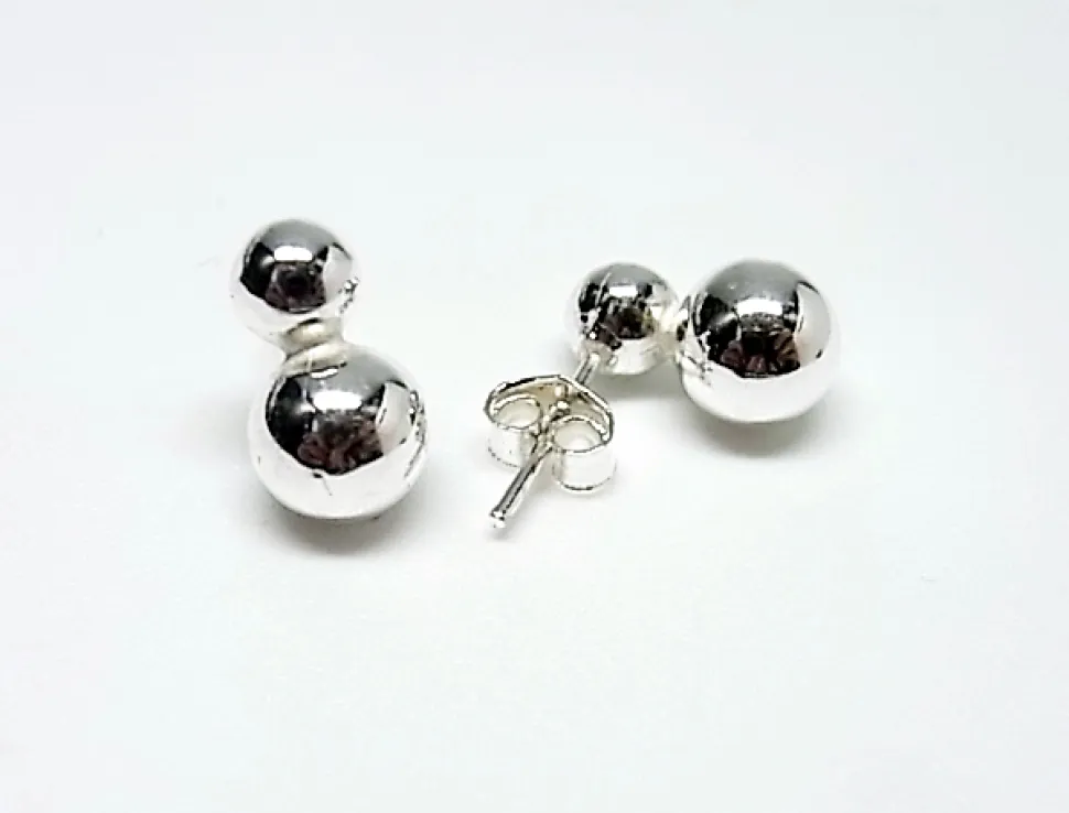 Pendientes Tu Y Yo De Plata De Ley 5 Y 7 Mm.