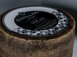 1/2 Queso de Leche Cruda de Oveja Viejo "Chillon"