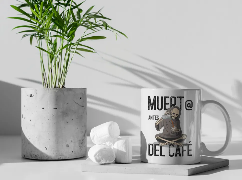 Taza Muerto antes del Café